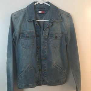 Tommy Hilfiger women’s denim jacket